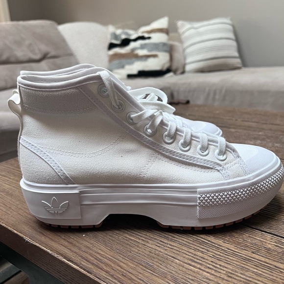 adidas Nizza Trek Shoes Women's, White, Size 8 - Picture 10 of 10